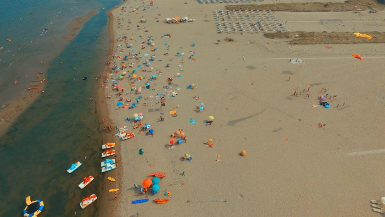 Buona Mobile Homes On Camping Mare E Pineta Lido di Spina Exterior foto